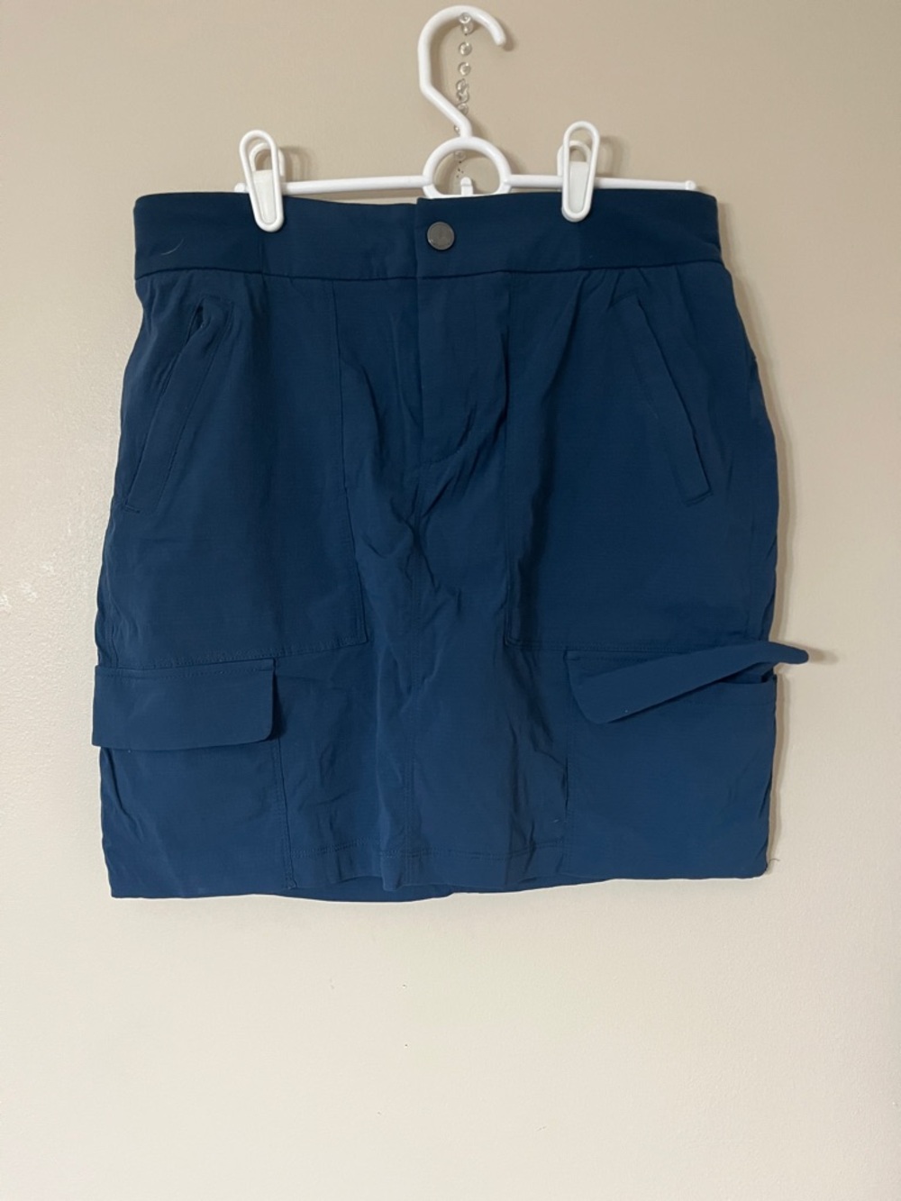 Athleta Deep Blue Active Skirt with Pockets
